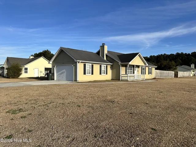 $1,500 | 113 Byrum Run, Hubert, NC 28539