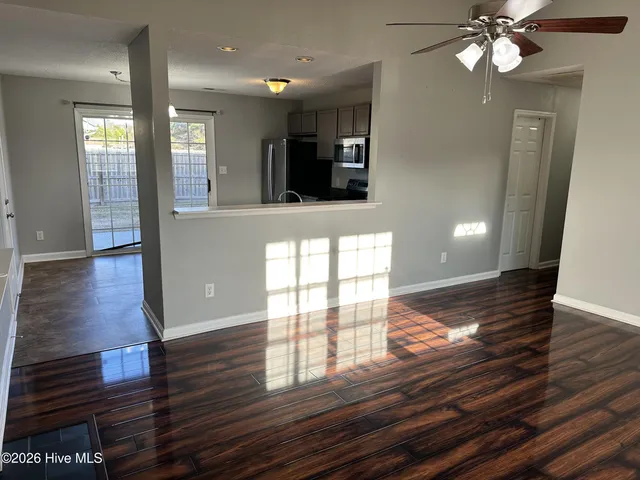 $1,500 | 113 Byrum Run, Hubert, NC 28539