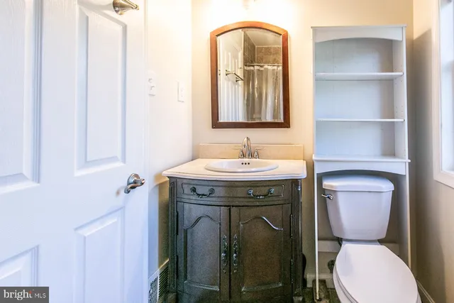 $4,000 | 288 Devonshire Road, Devon, PA 19333