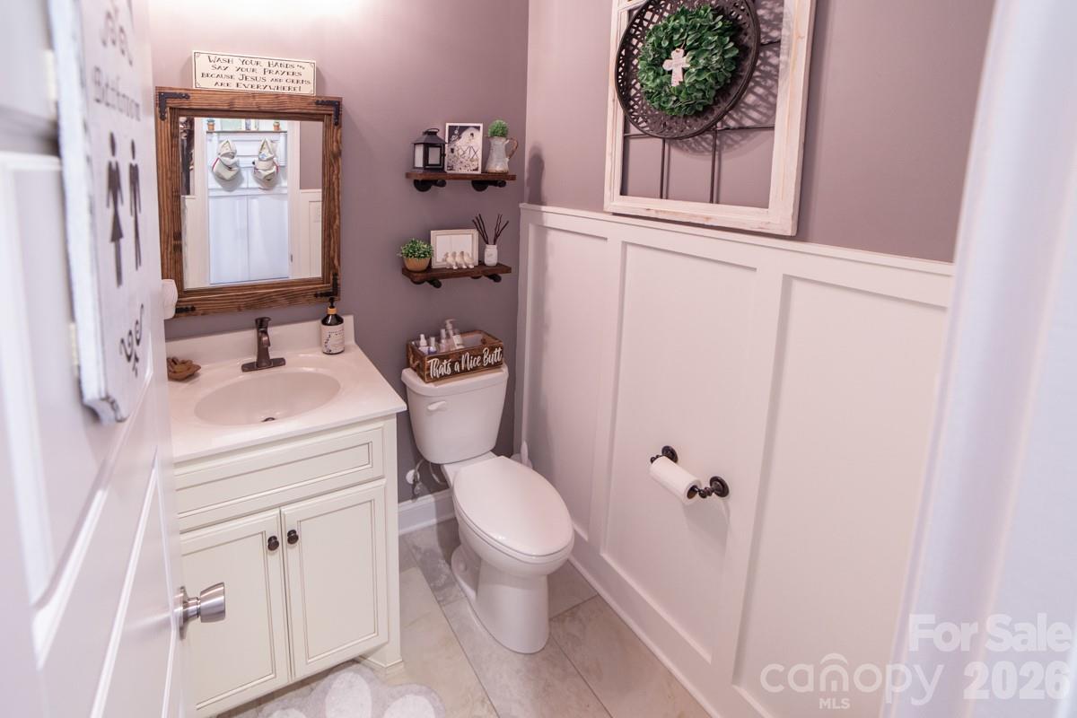 790 Brandon Road Clover, SC 29710 - Photo 38 of 48 a bathroom with a sink mirror vanity and toilet