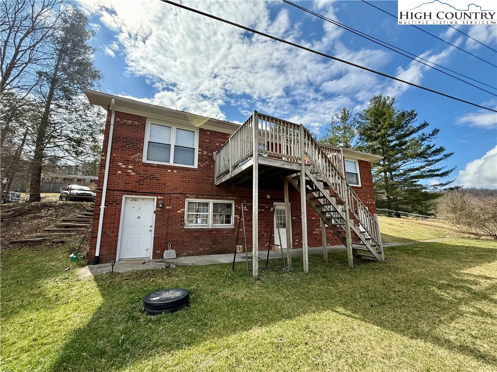210 Howard's Creek Road Boone, NC 28607 - Photo 2 of 17