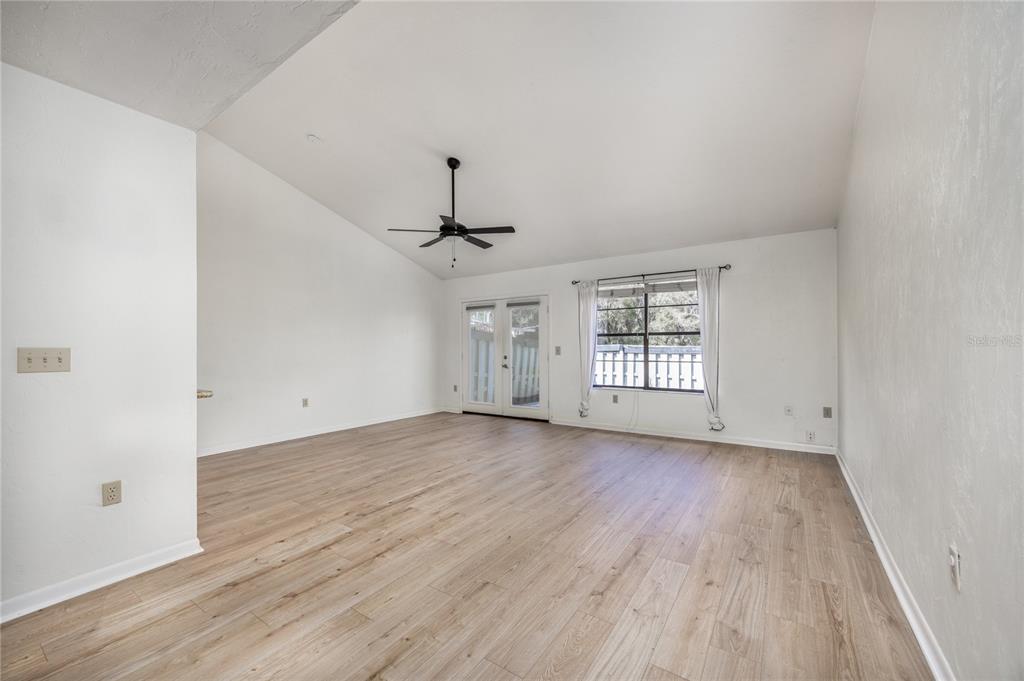 4424 Southwest 20th Lane Gainesville, FL 32607 - Photo 3 of 32