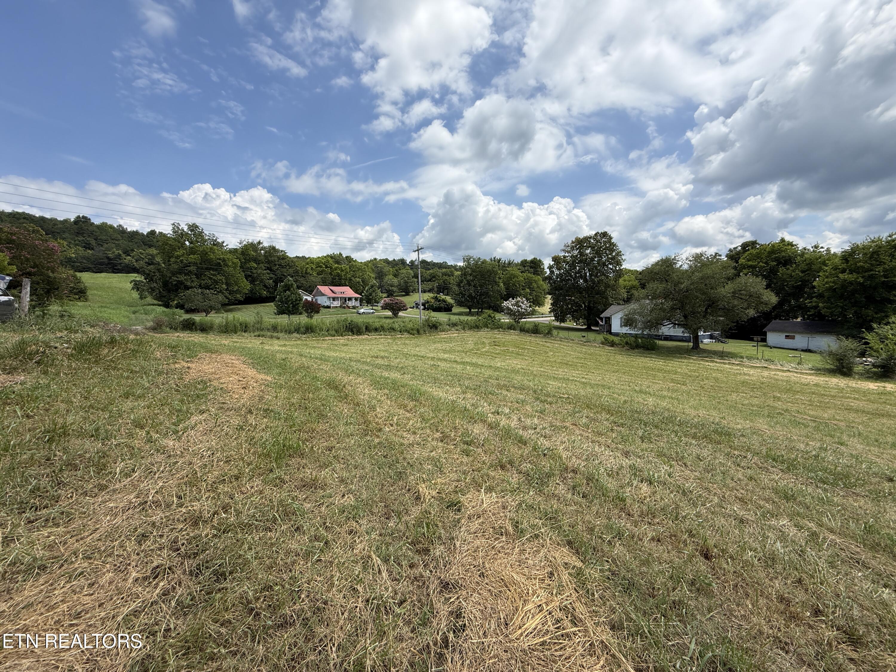 565 Highway 160 Newport, TN 37821 - Photo 4 of 40 4