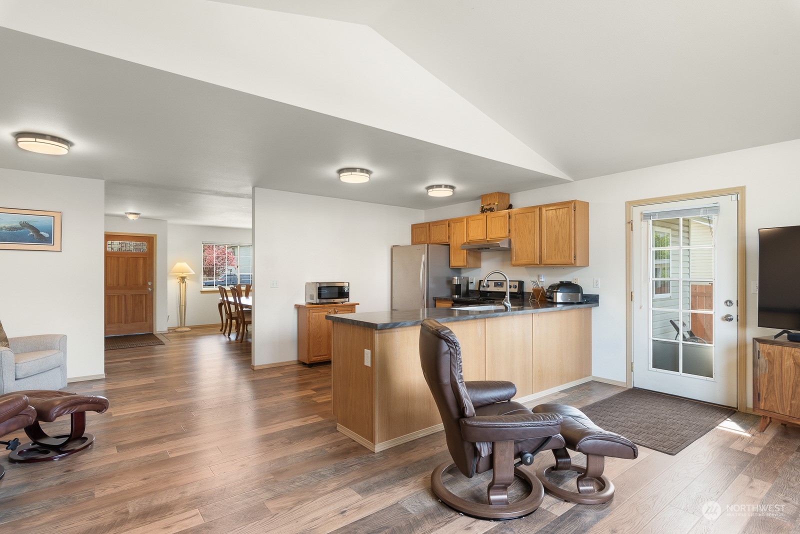 2201 Riley Road Mount Vernon, WA 98274 - Photo 12 of 26 Gallery Image 12