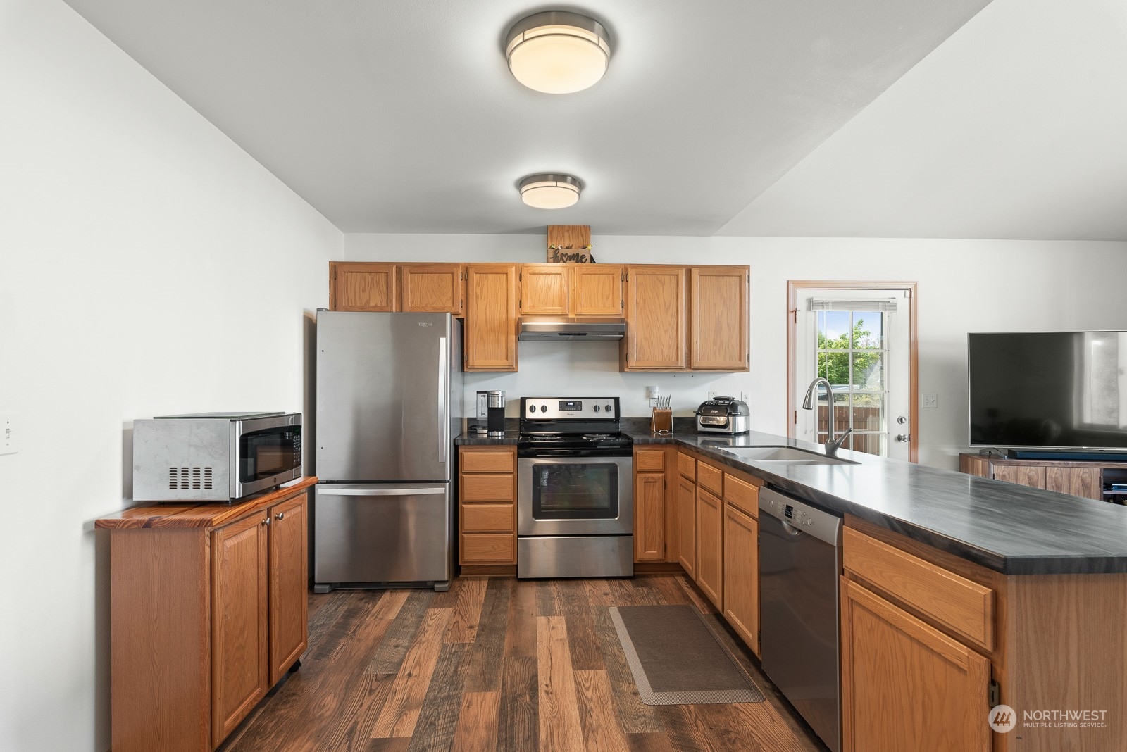 2201 Riley Road Mount Vernon, WA 98274 - Photo 10 of 26 Gallery Image 10