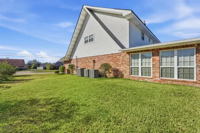 $439,900 | 2000 Diane Drive, Sulphur, LA 70663