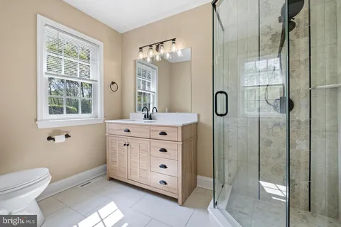 $939,900 | 404 Hawthorne Court East, Hockessin, DE 19707