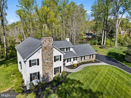 $939,900 | 404 Hawthorne Court East, Hockessin, DE 19707