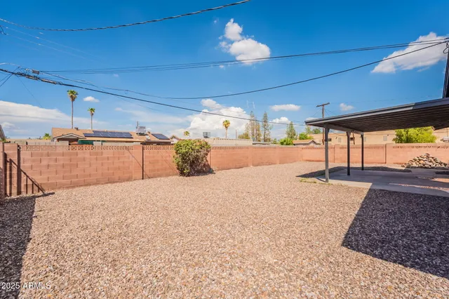 a house view with a outdoor space