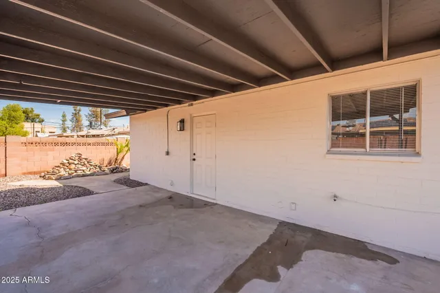$1,995 | 2732 West Tuckey Lane, Phoenix, AZ 85017