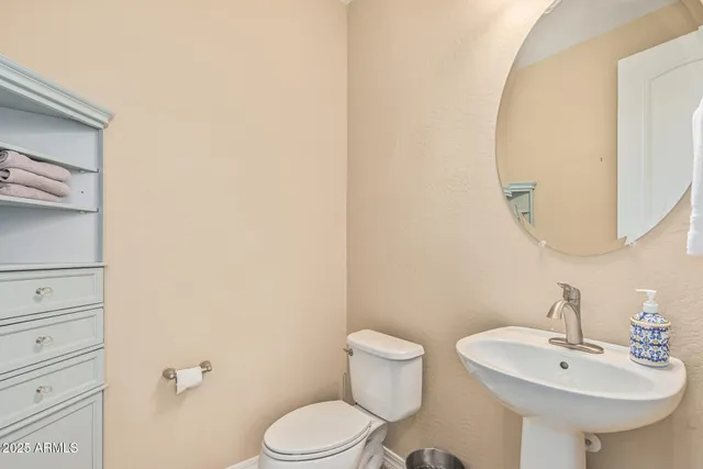 $1,040,000 | 3615 East Salter Drive, Phoenix, AZ 85050