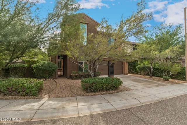 $1,040,000 | 3615 East Salter Drive, Phoenix, AZ 85050