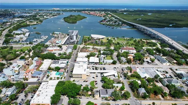 $24 | 400 Canal Street, New Smyrna Beach, FL 32168