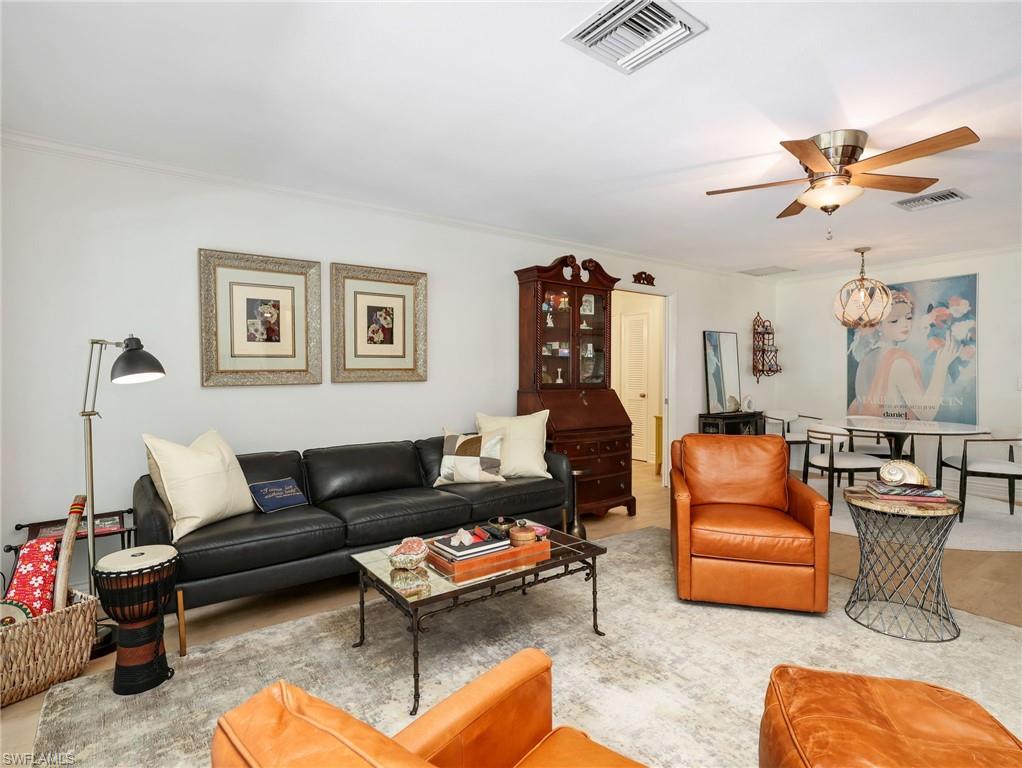 1201 Solana Road, Unit 7 Naples, FL 34103 - Photo 2 of 34