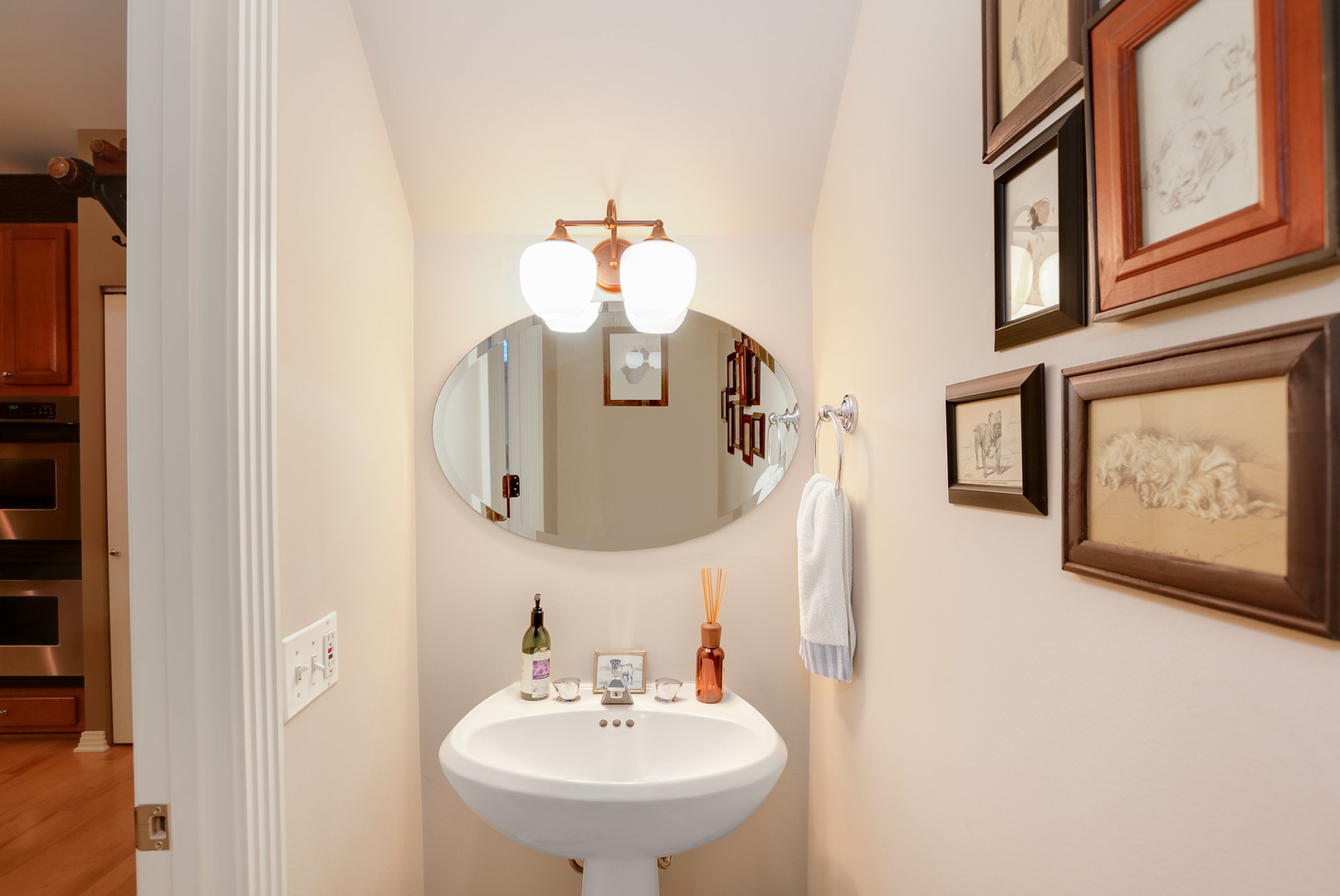 321 North Jefferson Street, Unit 401 Chicago, IL 60661 - Photo 11 of 33 a bathroom with a sink and a mirror