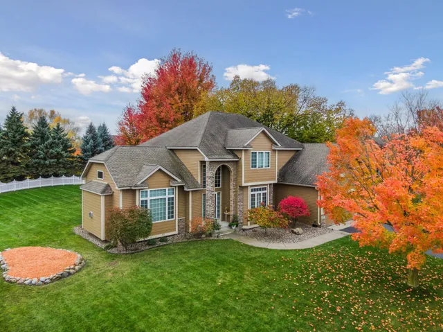 $669,900 | 6685 Walnut Drive, Minnetrista, MN 55364