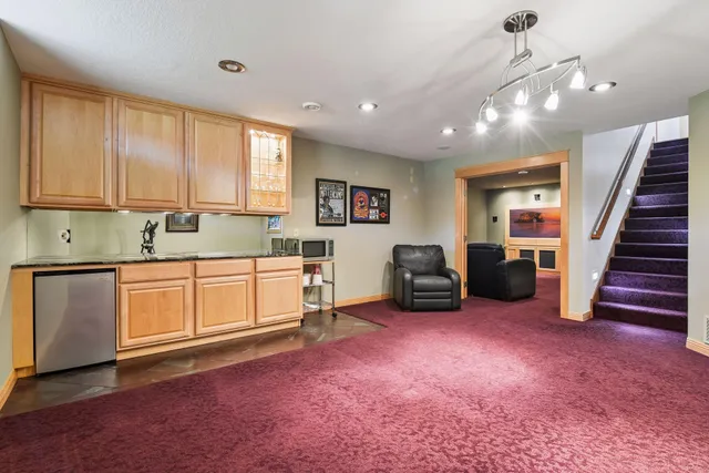 $669,900 | 6685 Walnut Drive, Minnetrista, MN 55364