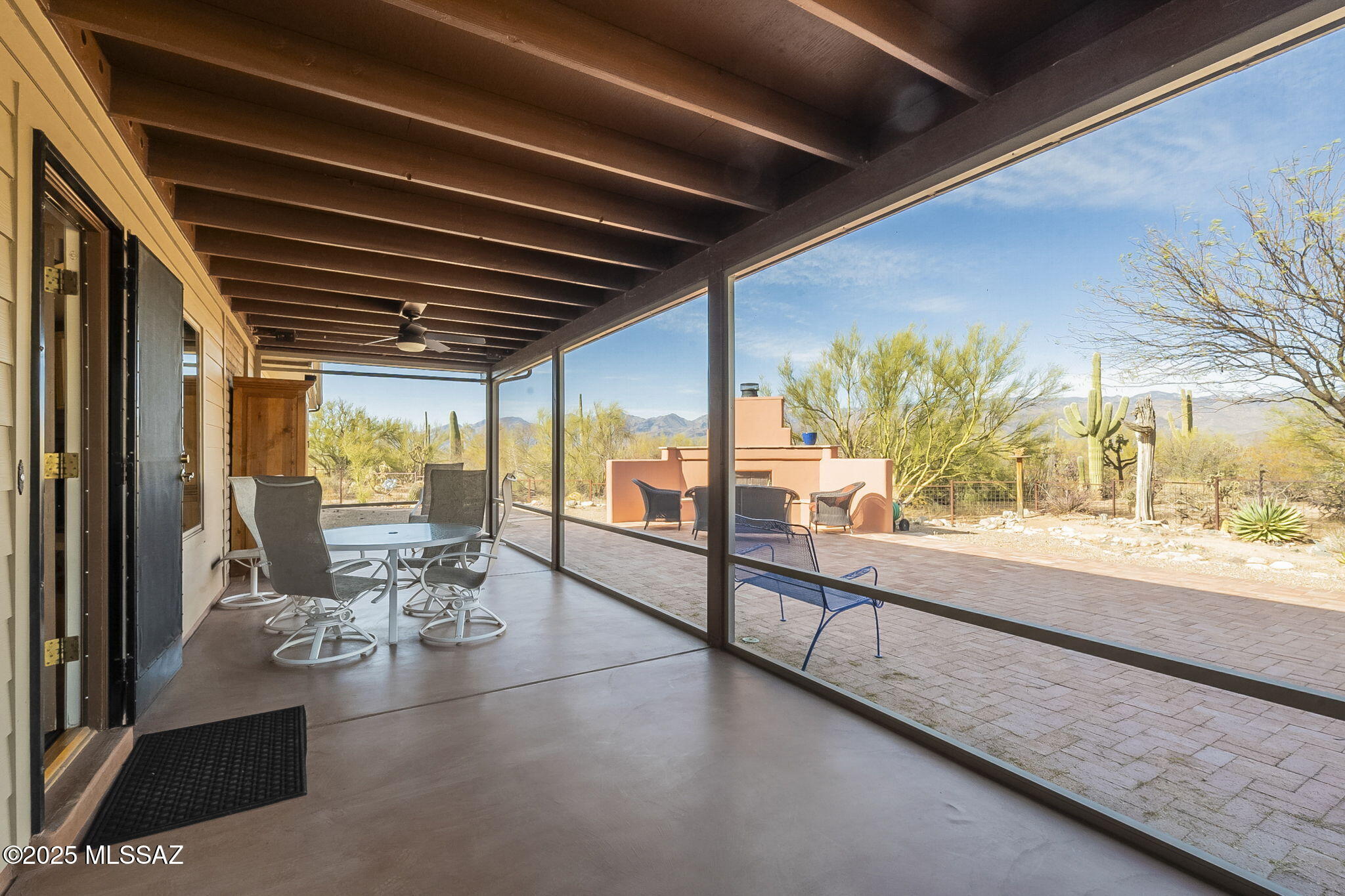 675 North Freeman Road Tucson, AZ 85748 - Photo 24 of 32 Screened patio and views!