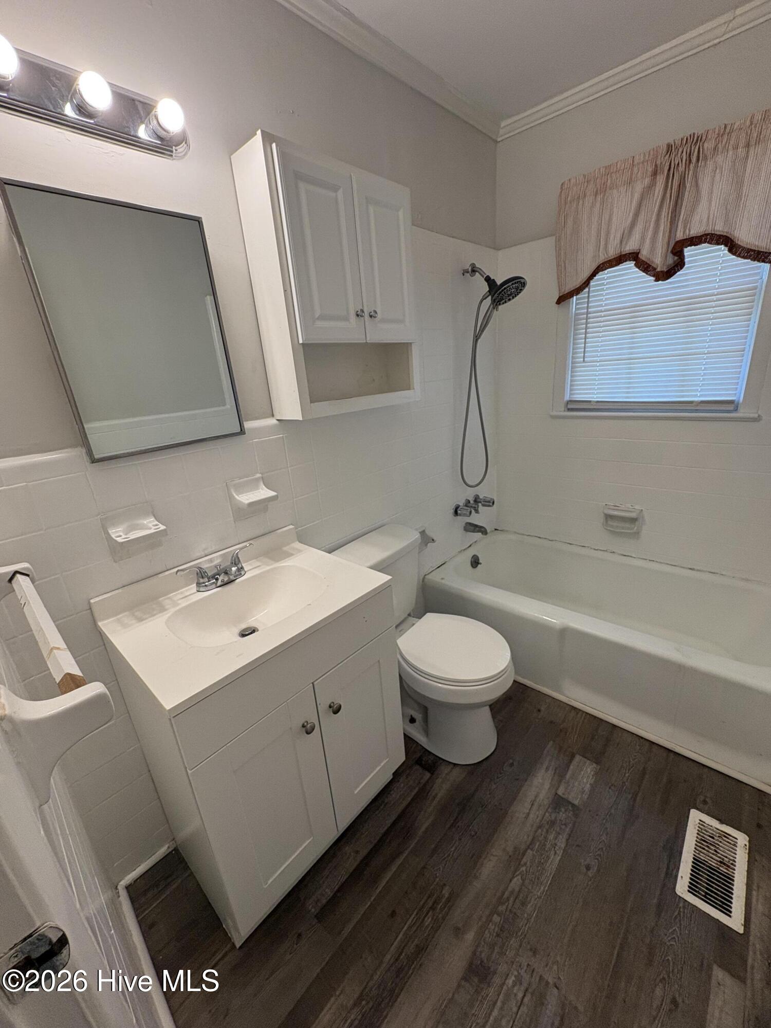4352 Eastern Pines Road, Unit 18 Greenville, NC 27858 - Photo 5 of 9 Bathroom