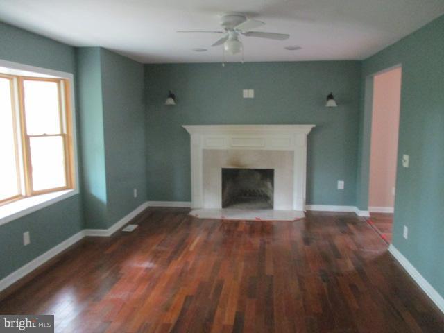 301 Reckord Road Fallston, MD 21047 - Photo 3 of 26 Family Room