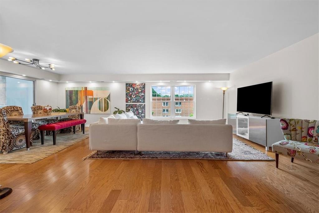 302 Fox Chapel Road, Unit 510 Pittsburgh, PA 15238 - Photo 6 of 25 Gallery Image 6