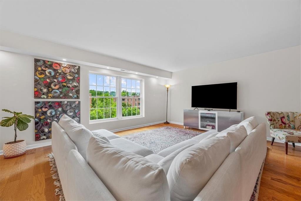 302 Fox Chapel Road, Unit 510 Pittsburgh, PA 15238 - Photo 7 of 25 Gallery Image 7