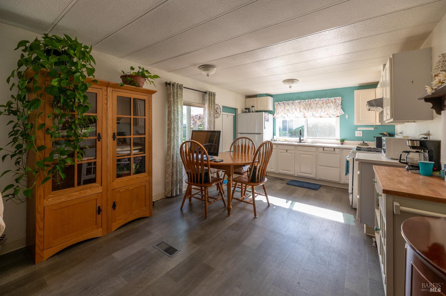 Undisclosed Address Rohnert Park, CA 94928 - Photo 12 of 24