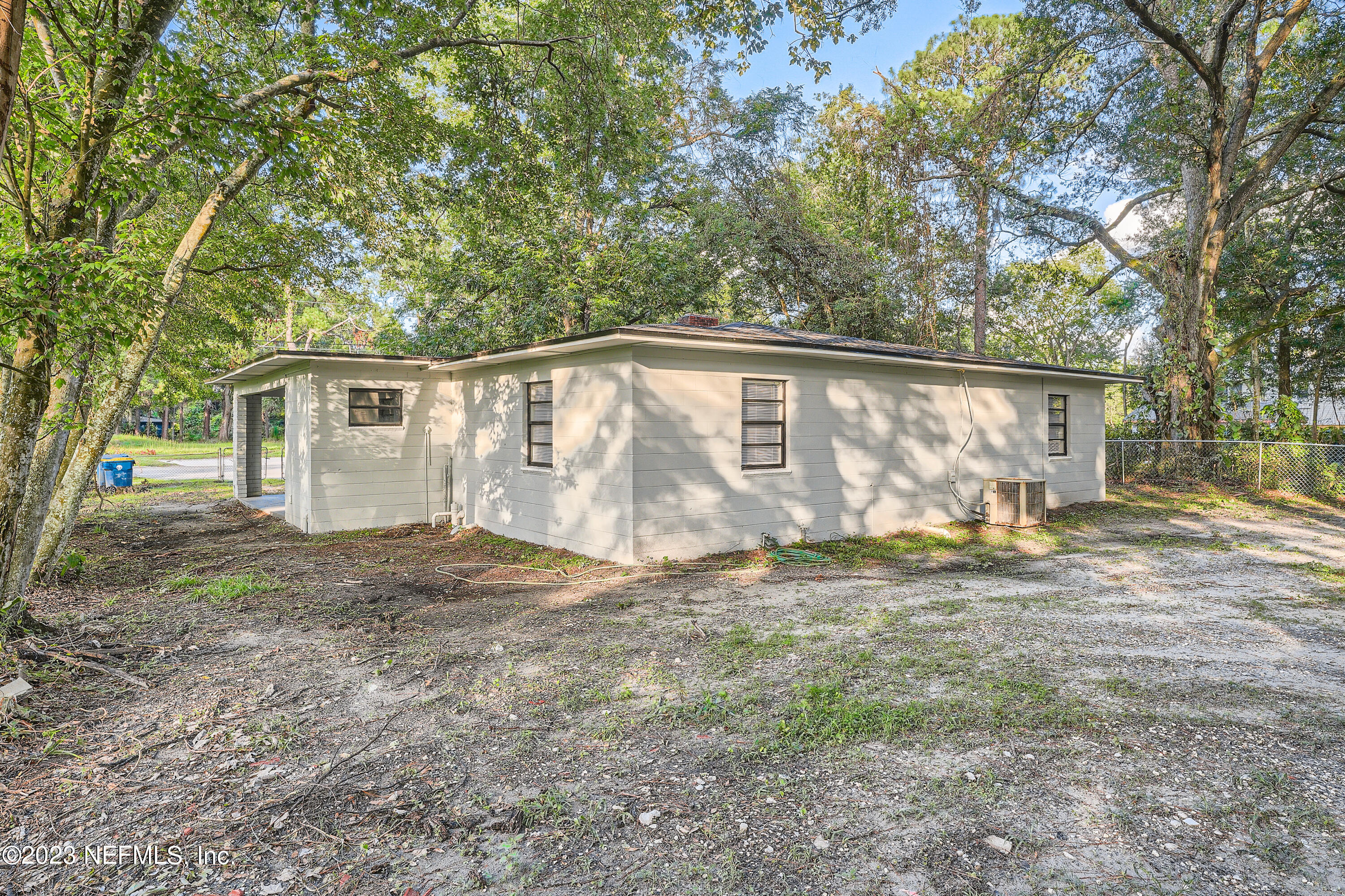 5730 Moncrief Road Jacksonville, FL 32209 - Photo 32 of 37 a house view with a backyard space