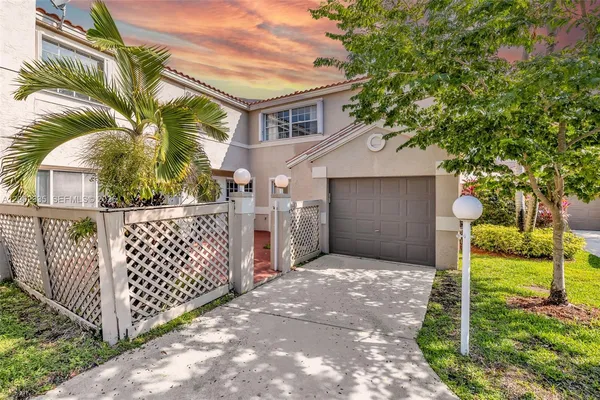 $3,250 | 11163 Chandler Drive, Unit 11163, Cooper City, FL 33026