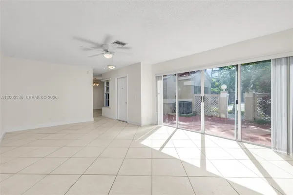 $3,250 | 11163 Chandler Drive, Unit 11163, Cooper City, FL 33026