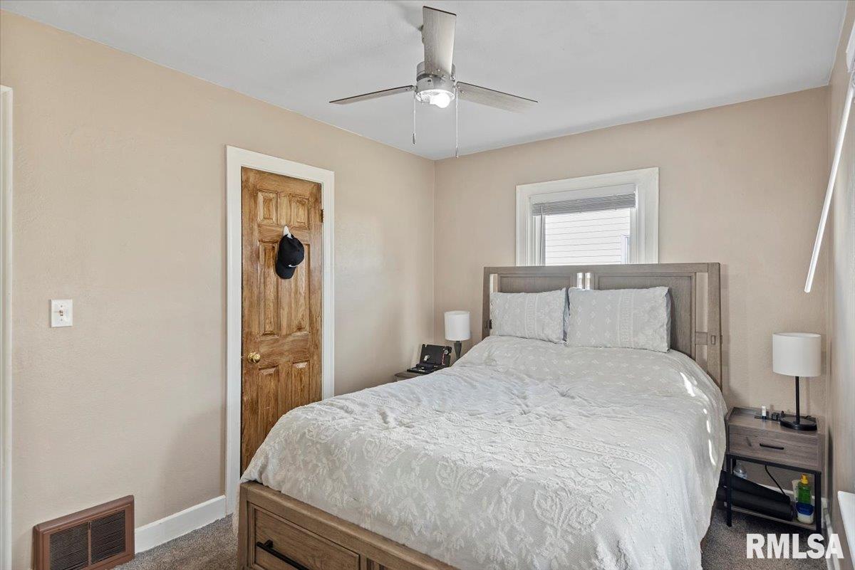 2945 South 3rd Street Springfield, IL 62703 - Photo 12 of 23