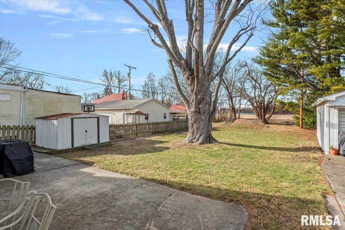 2945 South 3rd Street Springfield, IL 62703 - Photo 20 of 23