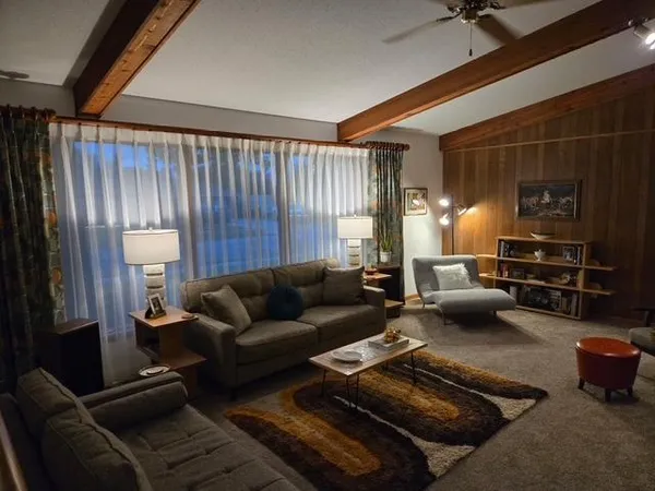 $399,000 | 207 2nd Street Northwest, Freeport, MN 56331