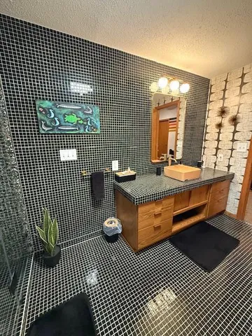 $415,000 | 207 2nd Street Northwest, Freeport, MN 56331