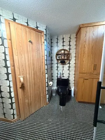 $415,000 | 207 2nd Street Northwest, Freeport, MN 56331