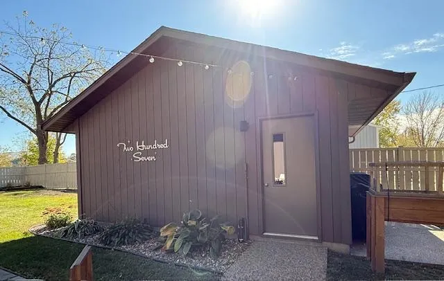 $415,000 | 207 2nd Street Northwest, Freeport, MN 56331