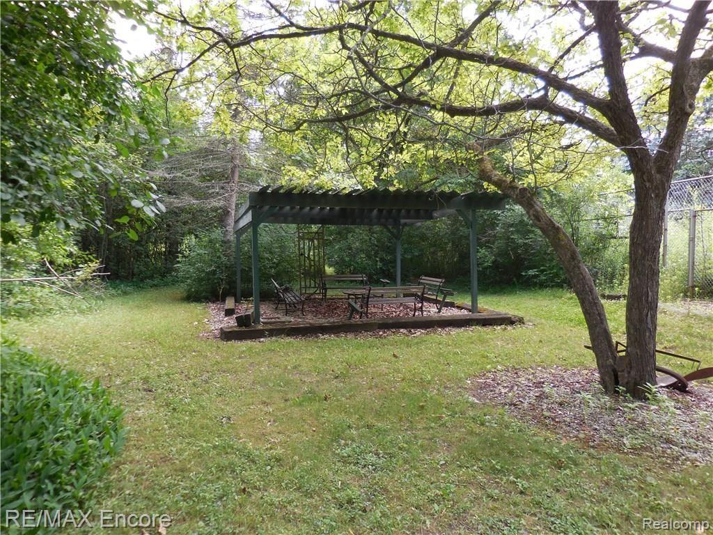 2070 East Thompson Road Holly, MI 48442 - Photo 64 of 64 DSCN1645.JPG