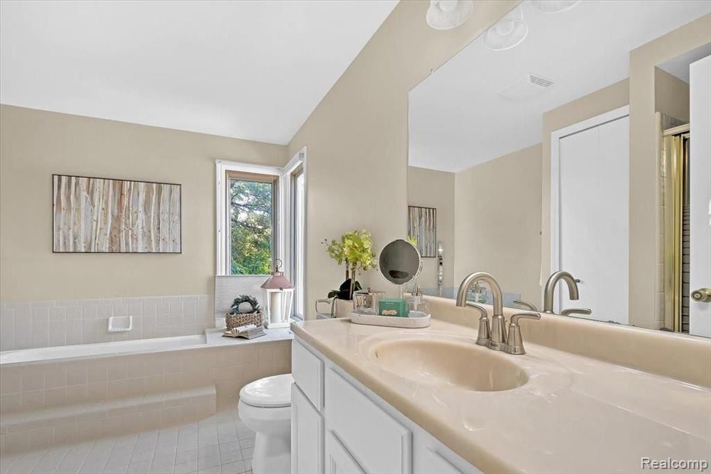 320 Rose Brier Drive Rochester, MI 48309 - Photo 22 of 48