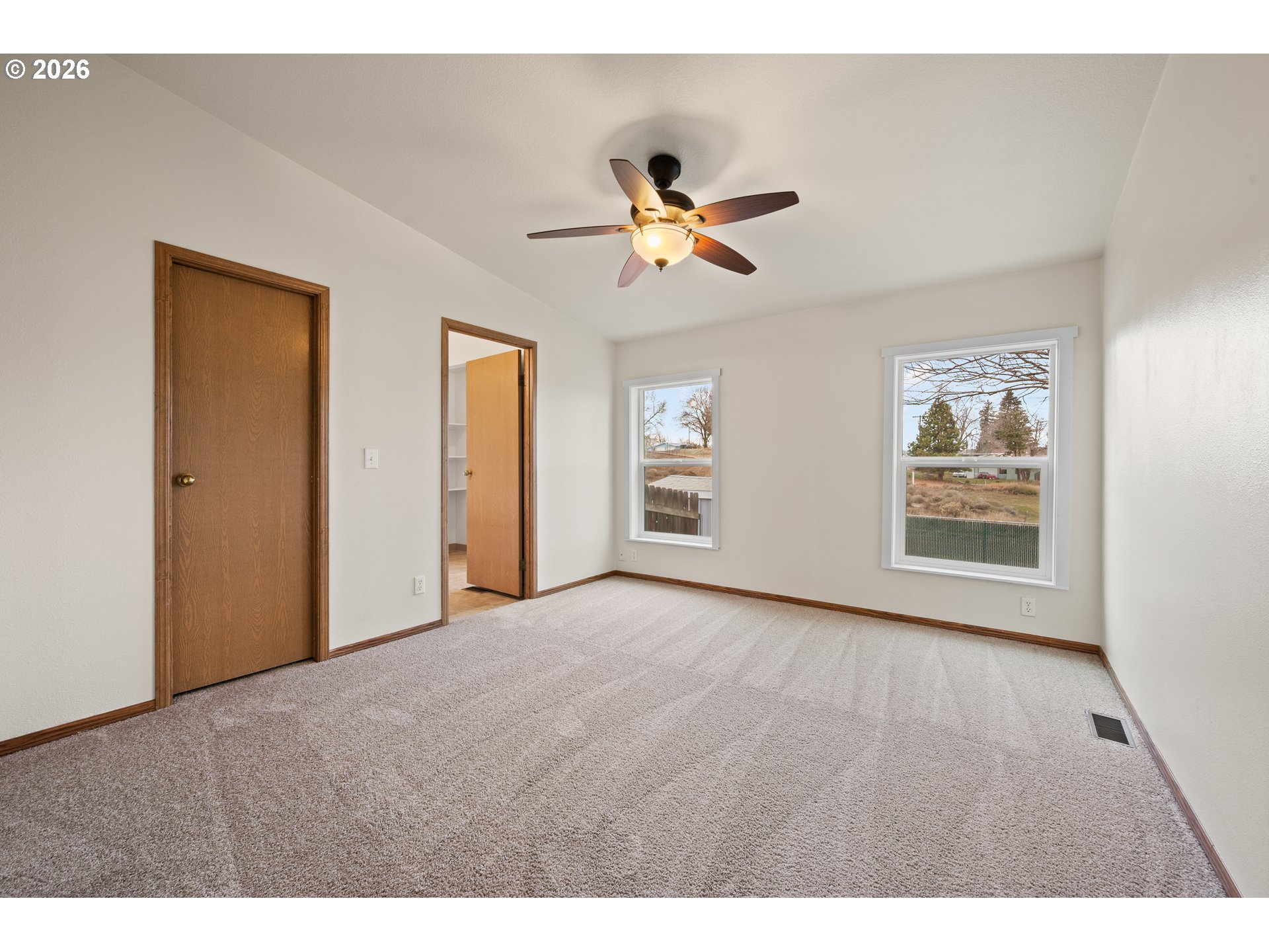 682 Southeast 10th Street Madras, OR 97741 - Photo 7 of 19