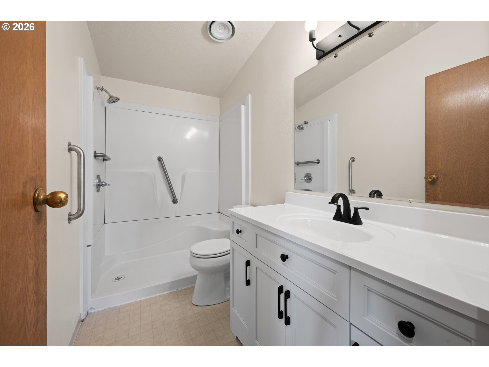 682 Southeast 10th Street Madras, OR 97741 - Photo 10 of 19