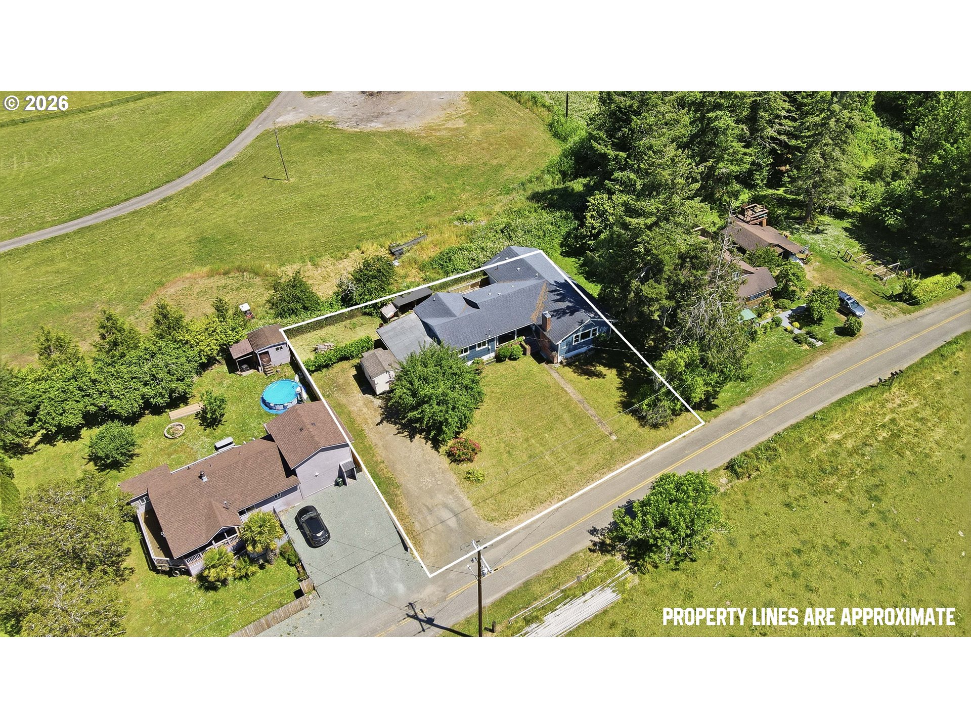 393 Reedsford Road Myrtle Point, OR 97458 - Photo 2 of 48