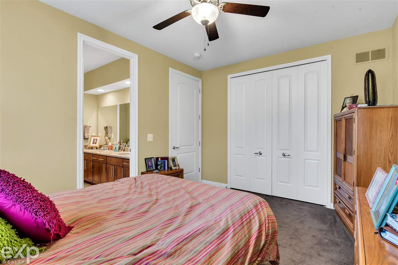 2736 South Christian Hill Rochester, MI 48309 - Photo 11 of 35