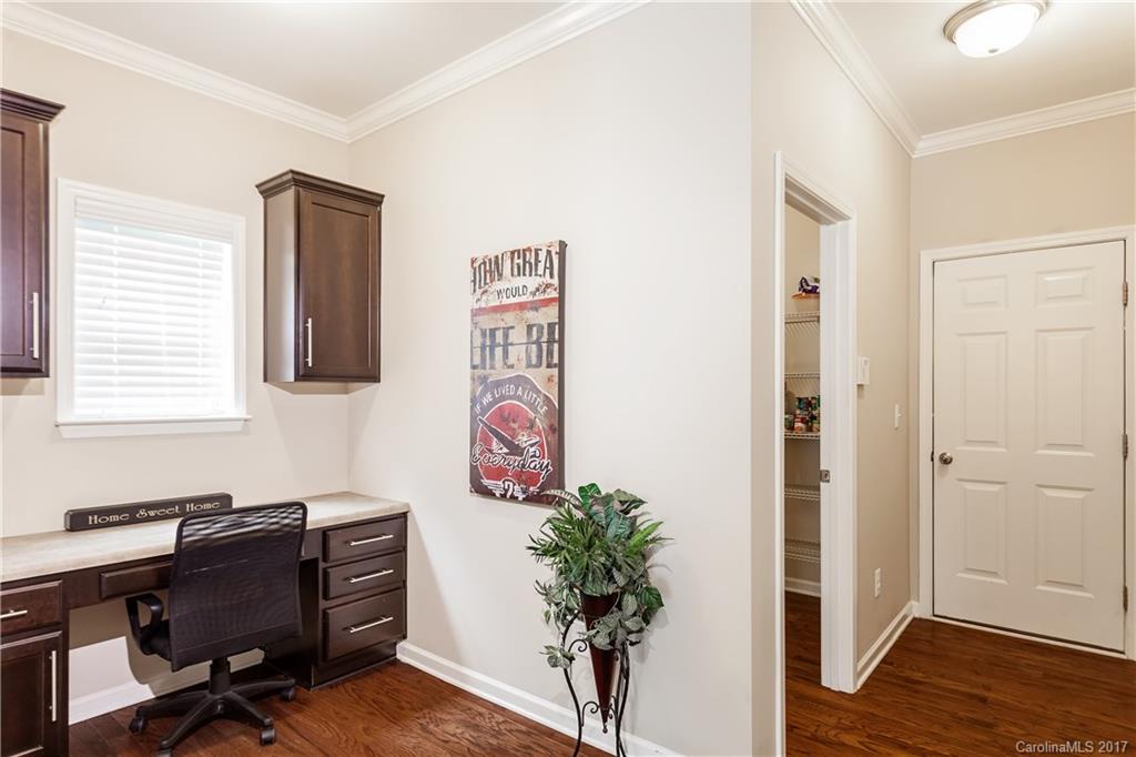 8512 Lustre Road Charlotte, NC 28215 - Photo 12 of 19 Gallery Image 12