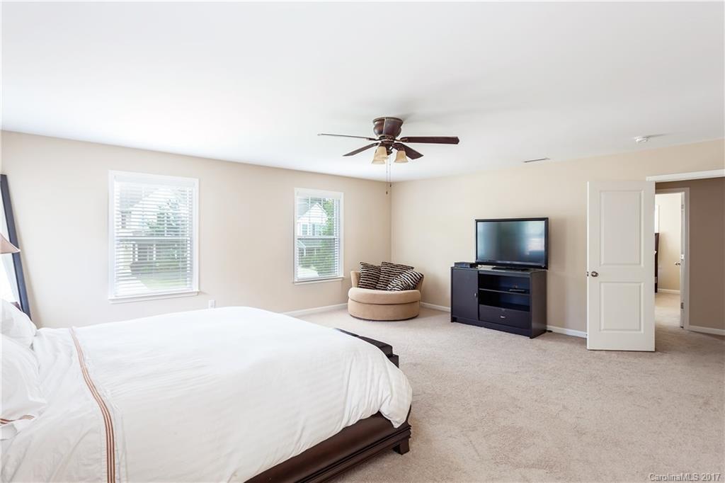 8512 Lustre Road Charlotte, NC 28215 - Photo 14 of 19 Gallery Image 14