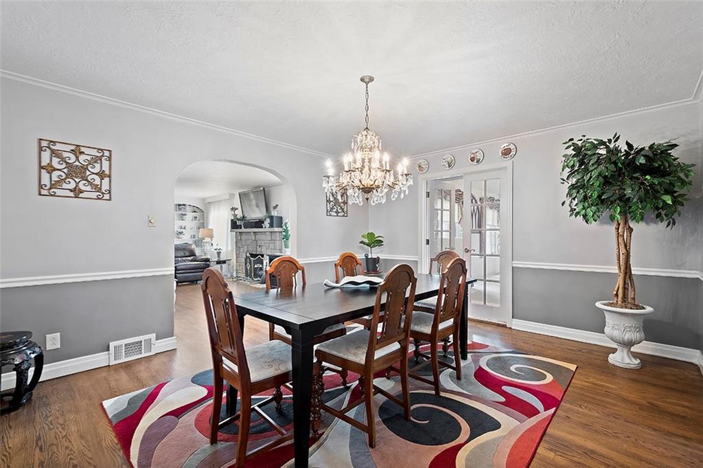 427 Belmont Road Butler, PA 16001 - Photo 5 of 25