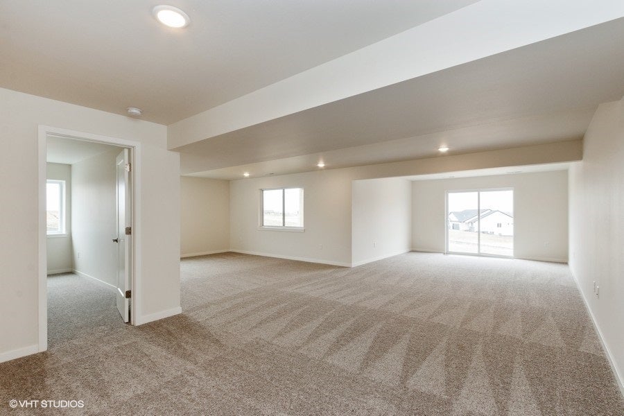 101 Ridgeway Drive Tiffin, IA 52340 - Photo 23 of 31 Gallery Image 23
