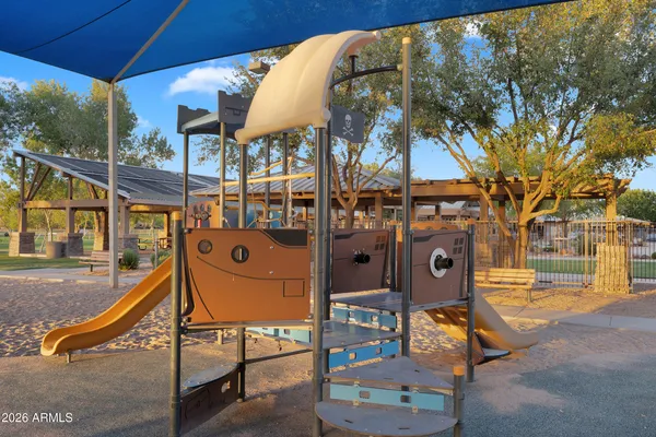 $850,000 | 4756 East Ironhorse Road, Gilbert, AZ 85297
