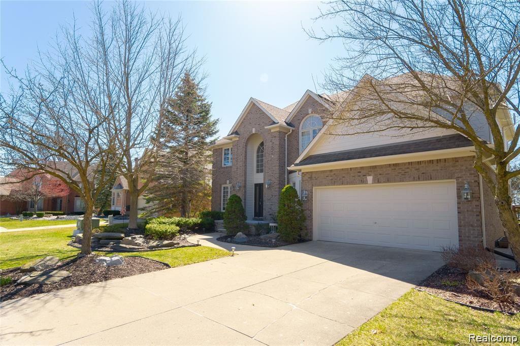 1403 Tulberry Circle Rochester, MI 48306 - Photo 31 of 91 Exteriors (1 of 11).jpg