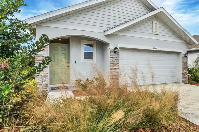 $425,000 | 3293 Hilltop Circle, Bradenton, FL 34211