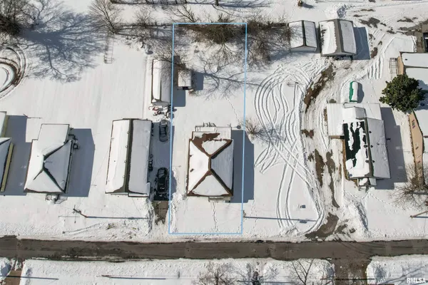 $57,900 | 209 South Gardner Street, West Frankfort, IL 62896